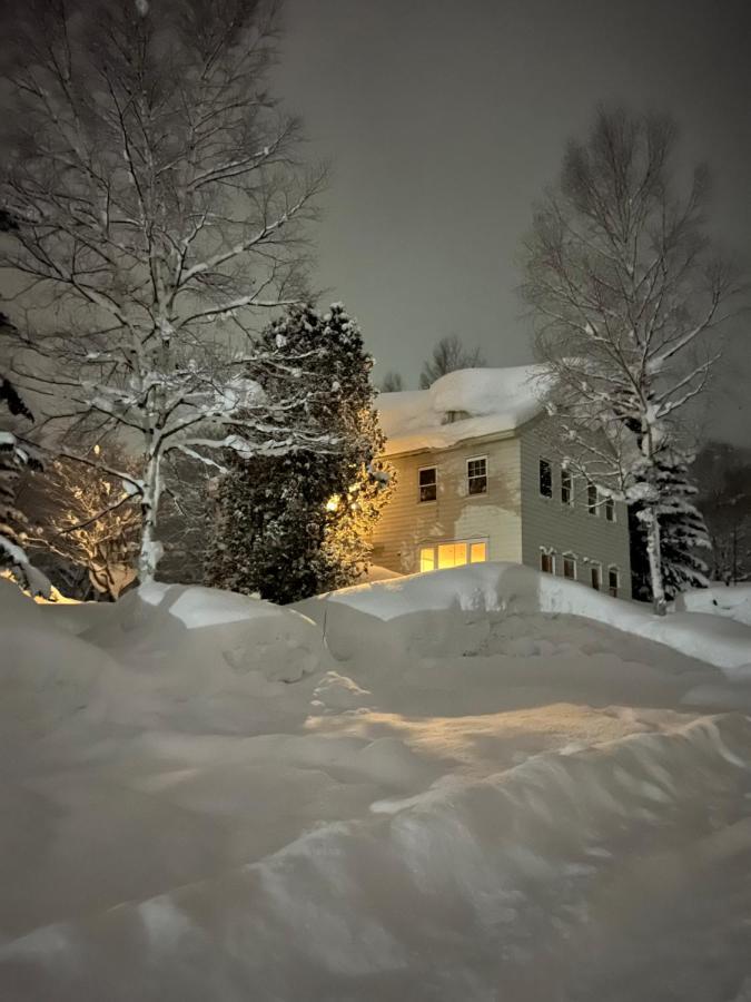 Chalet Banff - 6 Bedroom 6 Bathroom Ski Lodge Niszeko Kültér fotó